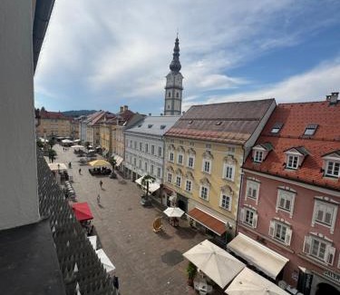 Klagenfurt am Woerthersee Apartamento | cozy big old town apartment