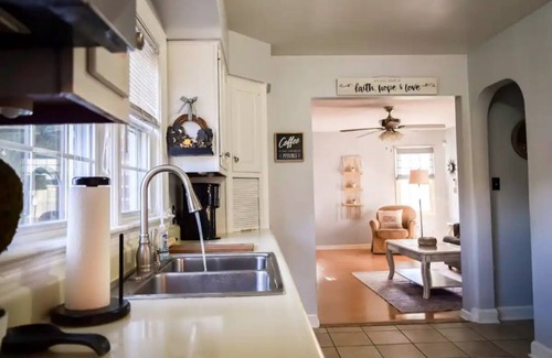 Staunton Casa | Cozy Boho Chic Cottage in the Shenandoah Valley