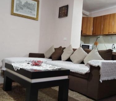 Rade Apartamento | Cozy Breeze Central Apartment