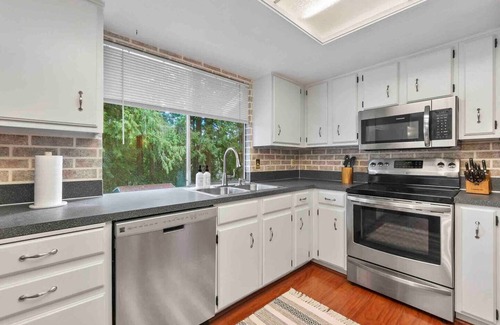 Bremerton Casa | Cozy Bremerton Residential Oasis!