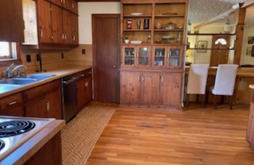 Palmetto Casa | Cozy brick farmhouse within walking distance to Serenbe. Pet-Friendly!