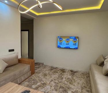 Drargua Apartamento | Cozy Bright Family Apartment Near City Center