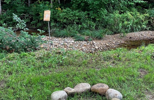 Bartlett Alquiler De RV | Cozy brookside campsite 2