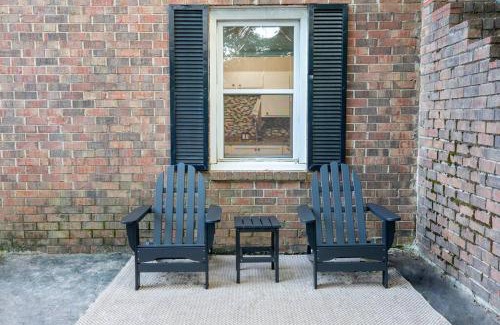 Loring Heights Apartamento | Cozy Buckhead Suite - great area, free easy parking, near shops and restaurants