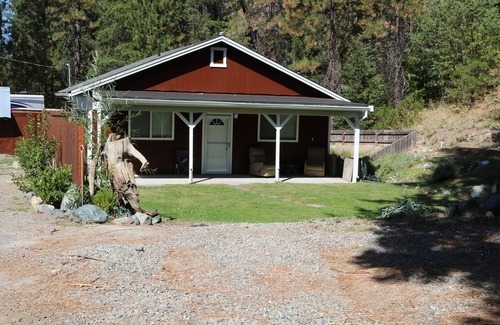 Lewiston Casa | Cozy Buckhorn Summit Shanty Guest house.
