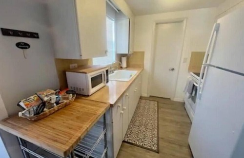 Englewood Casa | Cozy Bungalow, 3 min from Downtown Dearborn!