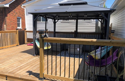Rosedale Casa | Cozy Bungalow and outdoor space