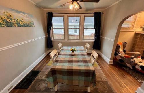 West Price Hill Casa | Cozy Bungalow Quiet Neighborhood Suite 1