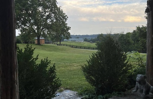 Maysville Otro | Cozy Bunkhouse nestled on a 200 acre Private Horse Ranch
