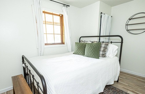 Burnside Cabina | Cozy Burnside Cottage Near Lake Cumberland