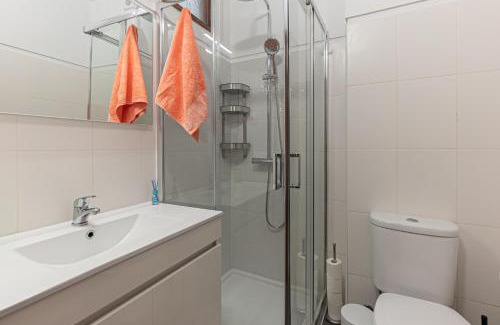Oliveira do Douro Apartamento | Cozy - Bus & Parking - 5min from Downtown Porto & Gaia