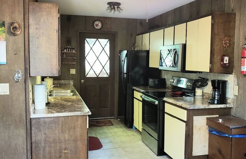 Burnsville Cabina | Chalet acogedor pero espacioso en el monte Mitchell Campo de golf