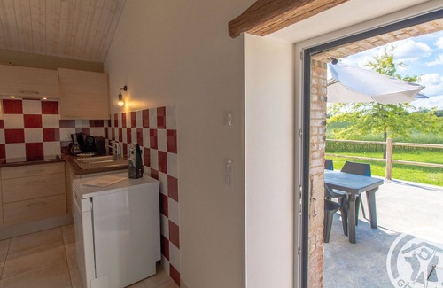 Saint-Christophe-du-Bois Cabaña | Acogedor Gîte entre Cholet y Puy du Fou con Terraza y Equipamiento Completo