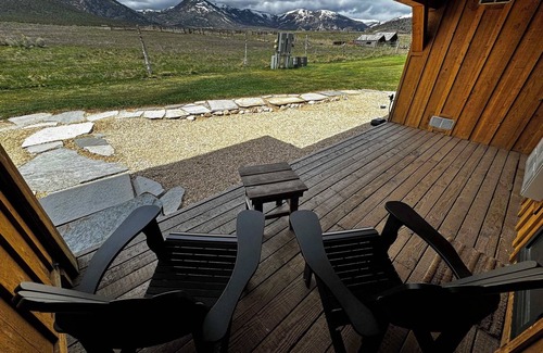 Almo Cabina | Cozy Cabin 4 Almo Inn near City of Rocks and Castle Rocks Park