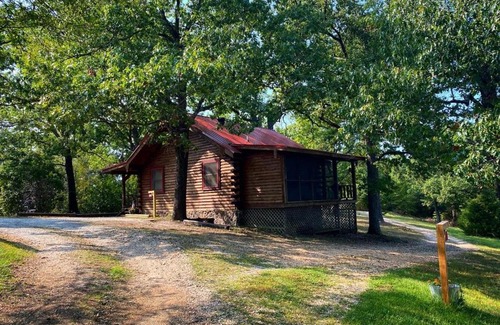 Eureka Springs Chalet De Esquí | Cozy Cabin at Bear Mountain Log Cabins