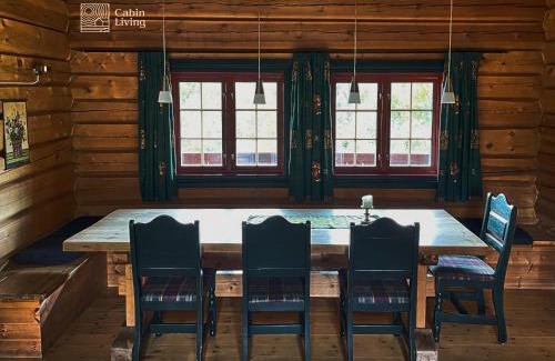 Beitostolen Casa | Cozy cabin at Beitostølen with sauna, hot tub & fireplace
