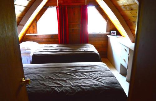 Rossland Chalet De Esquí | Cozy Cabin at RED - Steps to Skiing & Trails