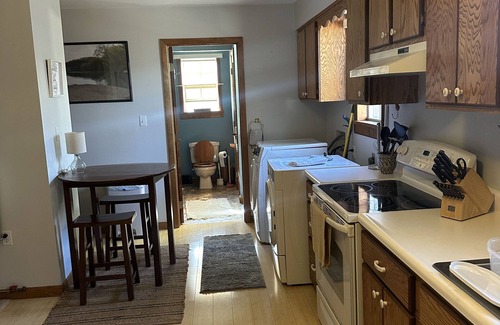 Van Buren Cabina | Cozy cabin close to beautiful Current river and surrounded by a national forest!