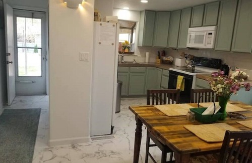 Reno Casa | Cozy cabin feel in midtown Reno