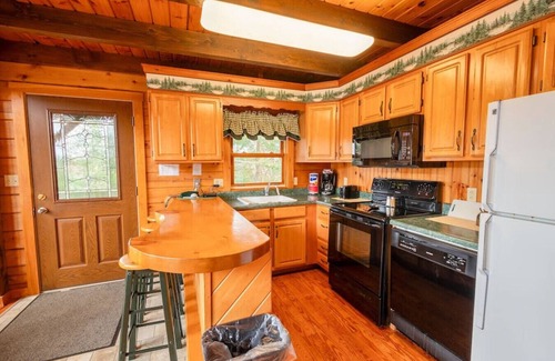 Jackman Cabina | Cozy Cabin for rent in Jackman, Maine