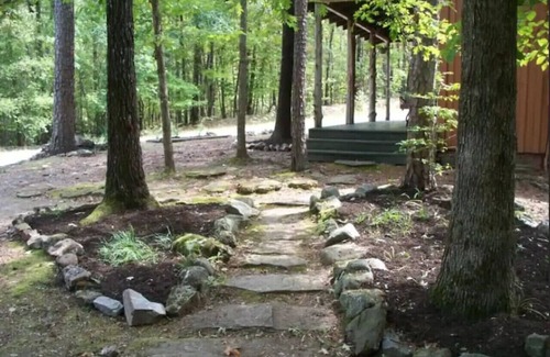 Mount Ida Cabaña | Cozy Cabin for Two in beautiful setting