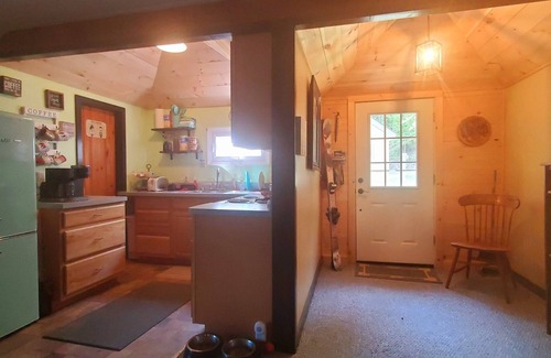 Poultney Cabina | Cozy Cabin Getaway