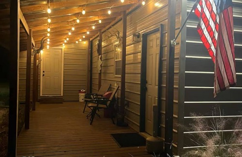Ruffin Cabina | Cozy cabin in awesome Bamberg with WiFi! Pets allowed as well!