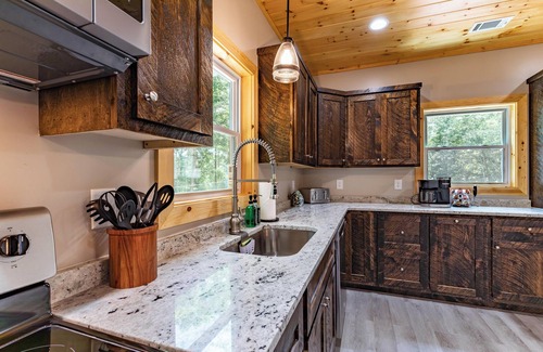 Ellijay Cabina | Cozy Cabin in Ellijay Near Blue Ridge