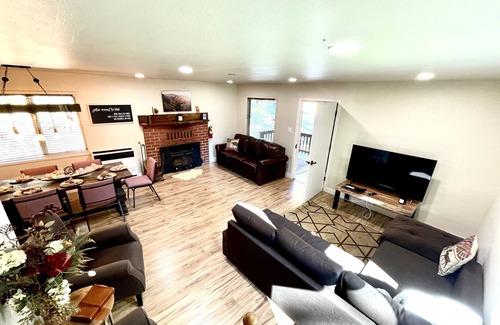 Echo Lake Cabina | Cozy Cabin in Lake Tahoe area near ski resort/ ski lift