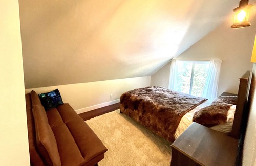Echo Lake Cabina | Cozy Cabin in Lake Tahoe area near ski resort/ ski lift