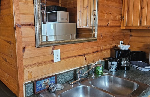 Richland Cabina | Cozy cabin in lovely Richland with WiFi, AC