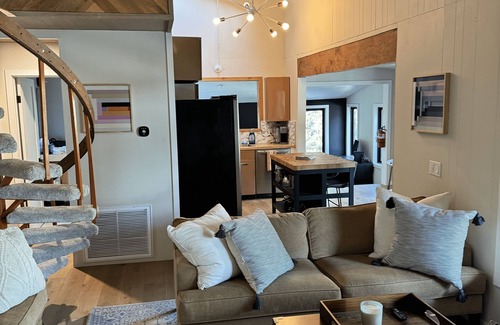 Olympic Valley Cabina | Cozy Cabin in Olympic Valley, next to Palisades Resort & Tahoe City