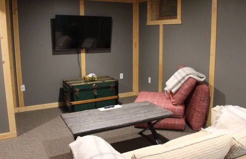 Harvie Heights Cabina | Cozy Cabin in the Rockies