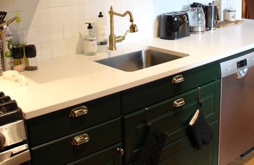 Harvie Heights Cabina | Cozy Cabin in the Rockies