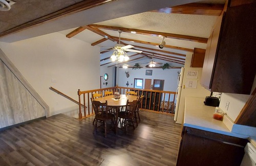 Hill City Cabina | Cozy cabin in the Hills