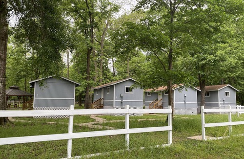 Votaw Apartamento | Cozy cabin in the woods! L20