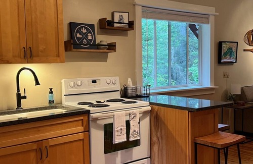 Schroeder Cabina | Cozy cabin in the woods just off the North Shore of Lake Superior!