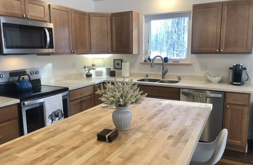 Talkeetna Casa | Cozy Cabin in the Woods