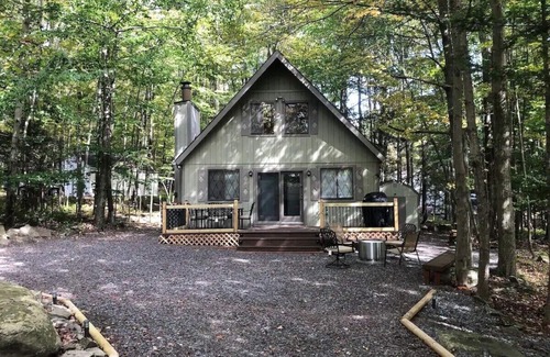 Hamlin Chalet De Esquí | Cozy Cabin in tranquil, wooded, 4 season community!