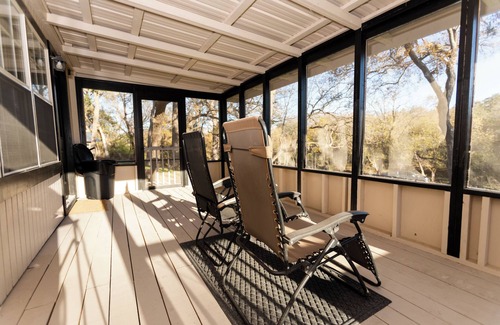 Belton Cabina | Cozy cabin in welcoming Belton with WiFi, AC