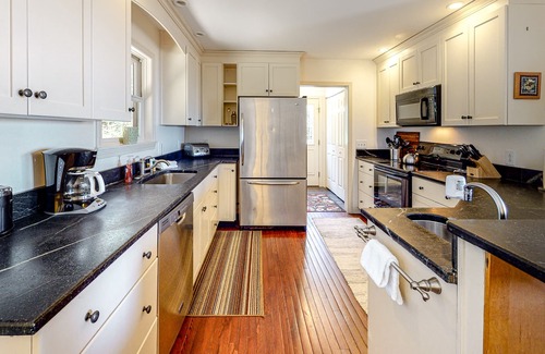 Ludlow Cabina | Acogedora cabaña privada cerca del esquí con futbolín y mesa de billar.