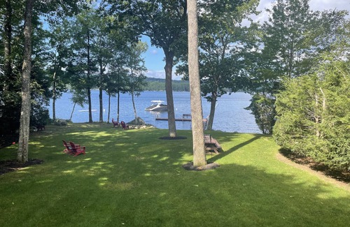 Harrison Cabina | Cozy Cabin on Long Lake w/private Hot Tub