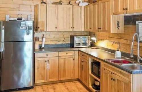 Alexandria Casa | Cozy Cabin on Maple Lake