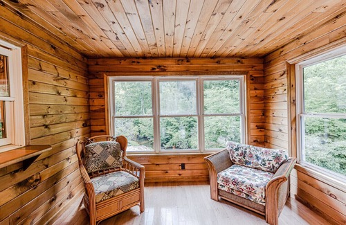 Topton Cabina | Cozy Cabin on the River