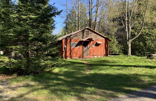 Mayfield Cabina | Cozy cabin on the river! Steps from the water, amazing views of river & wildlife
