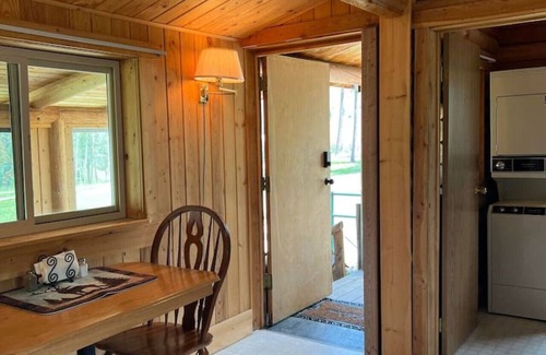 Conner Cabina | Cozy Cabin | Oxen-Le-Fields Montana