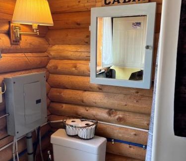 Conner Casa | Cozy Cabin Oxen-Le-Fields Montana
