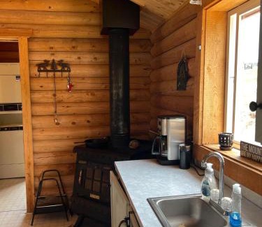 Conner Casa | Cozy Cabin Oxen-Le-Fields Montana