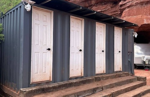 Moab Cabina | Cozy Cabin @ Private Moab Ranch