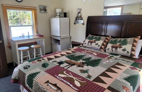 Stewartstown Casa | Cozy Cabin Rental for a Weekend Getaway in New Hampshire